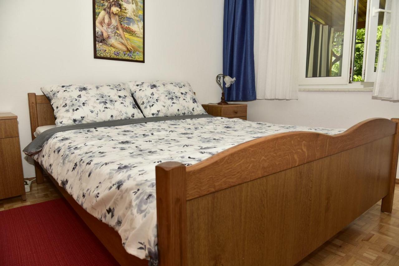 Apartment Blumen Oase Malinska Eksteriør billede