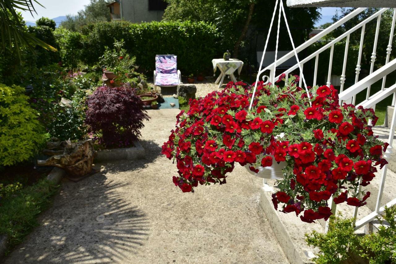 Apartment Blumen Oase Malinska Eksteriør billede